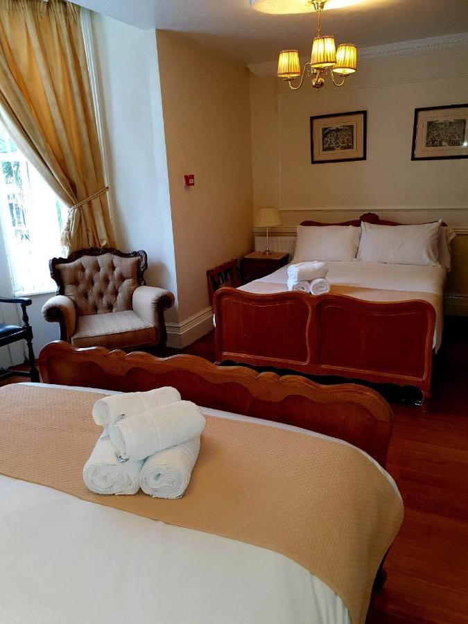 Rose Tor Hotel Llandudno Ngoại thất bức ảnh