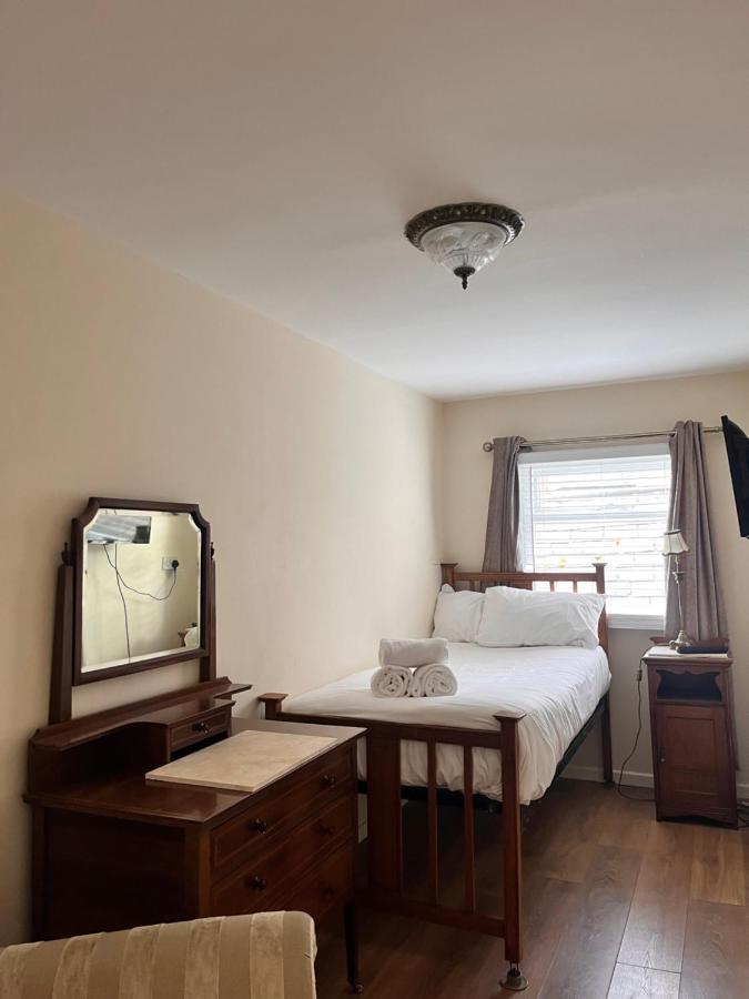 Rose Tor Hotel Llandudno Ngoại thất bức ảnh