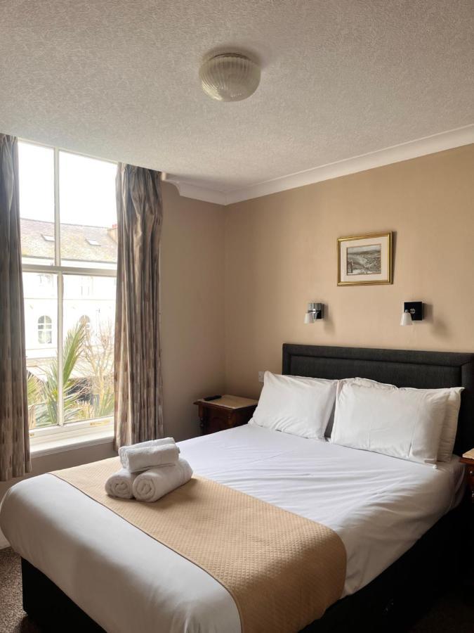 Rose Tor Hotel Llandudno Ngoại thất bức ảnh